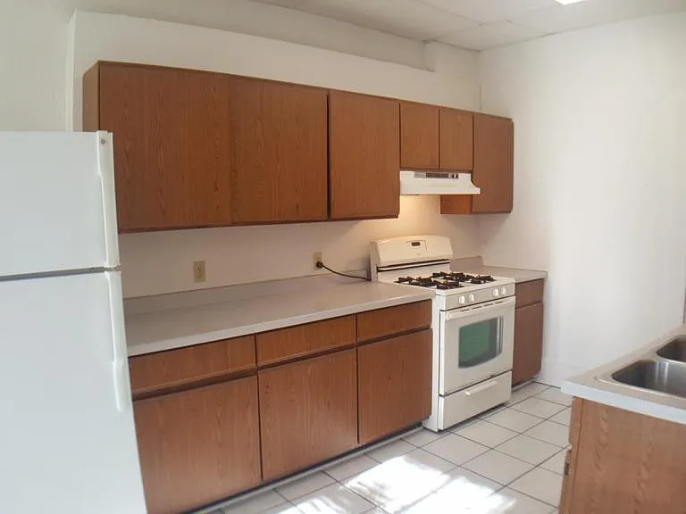 114 S Black River St #23 — Photo 5