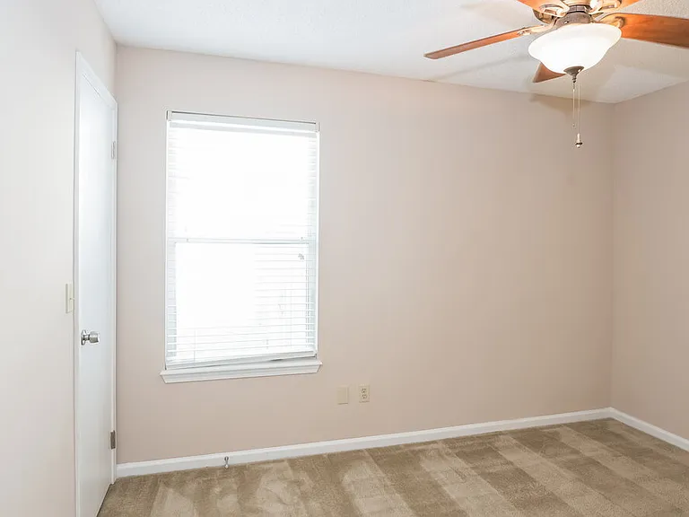 471 Moby Dick Dr N — Photo 13