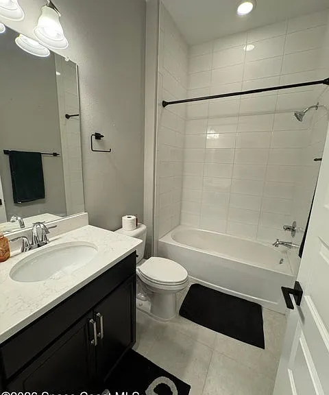 3010 Avalonia Dr — Photo 34