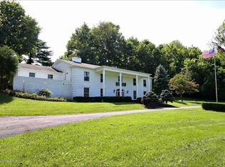 10320 Covered Bridge Rd, Prospect, KY 40059