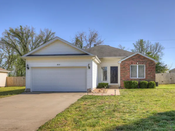 826 Linden Street, Webb City, MO 64870