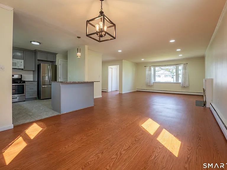 115 Hilldale Rd — Photo 5