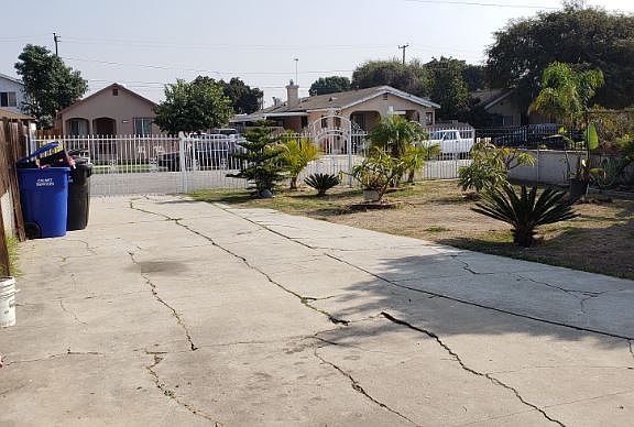5th image of 20417 Raymond Ave