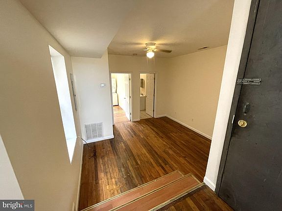 3rd image of 1021 N Caroline St APT 2