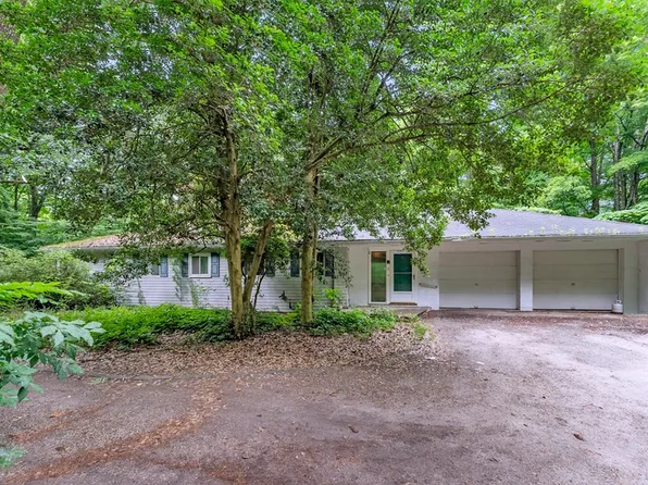 505 Mountain Rd, Wilbraham, MA 01095