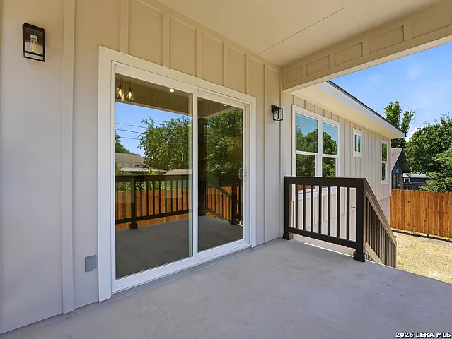 609 Elm St — Photo 31