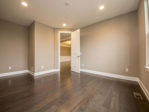 5th image of Brookside Ct #2024