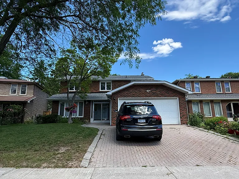 21 Colinayre Cres — Photo 12