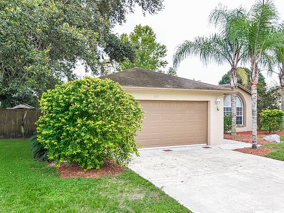 3rd image of 3633 Amber Ln