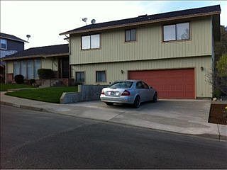 2nd image of 2320 NW Cabrillo Ct