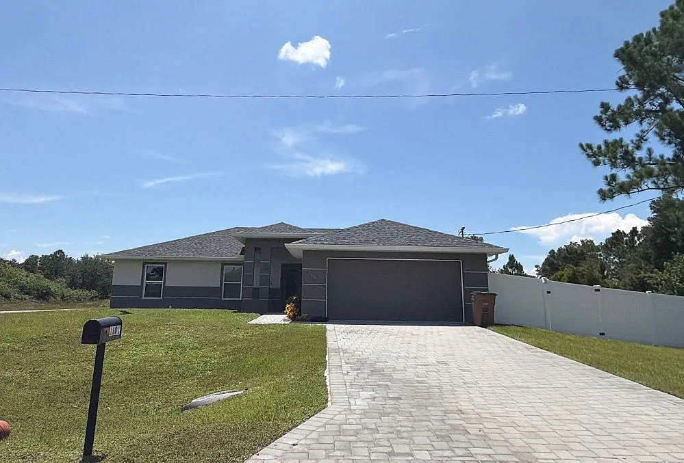 3 bed, 1618 sqft, $2,200 — Photo 1