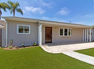 217 Palmer St, Costa Mesa, CA 92627