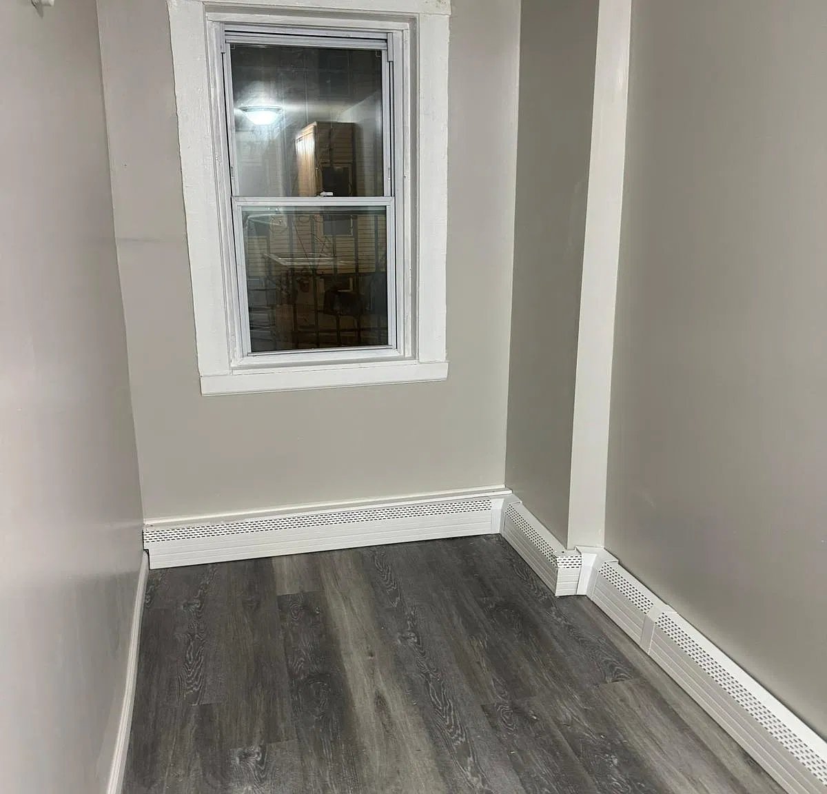 4 Cuyler St — Photo 3