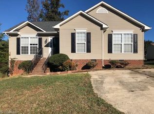 18 Crite Ct, Greensboro, NC 27405
