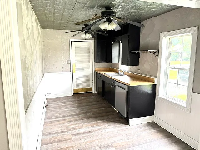 2209 Lampton St — Photo 3
