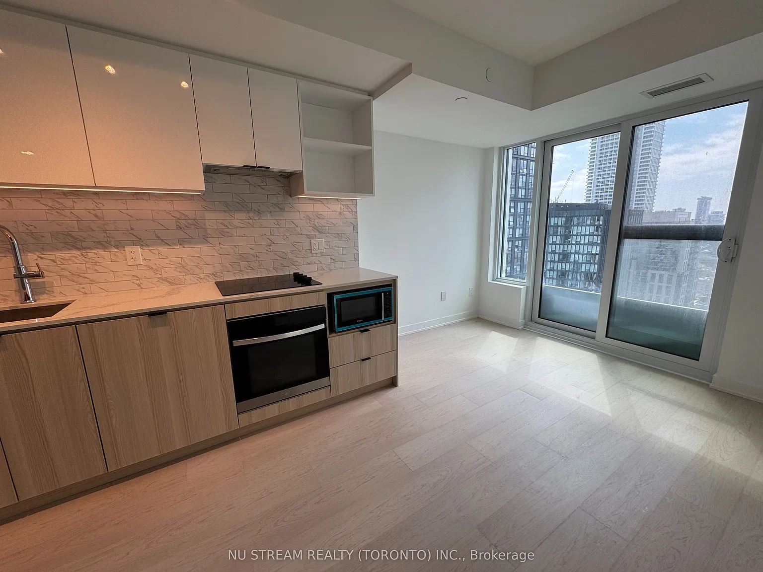 2 bed, $2,450 — Photo 3