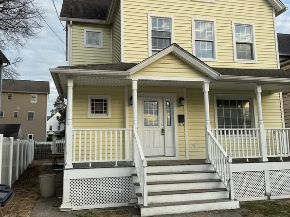 104 Maple Avenue, Stamford, CT 06902