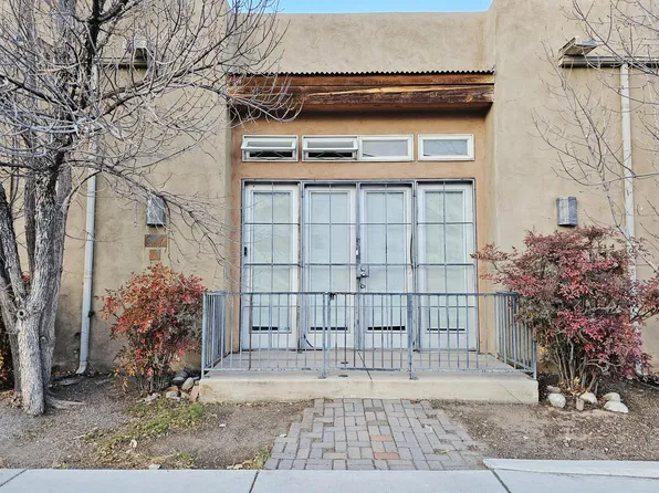 917 Copper Ave NW, Albuquerque, NM 87102