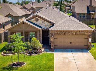 151 Meadow Grove Dr, Conroe, TX 77384