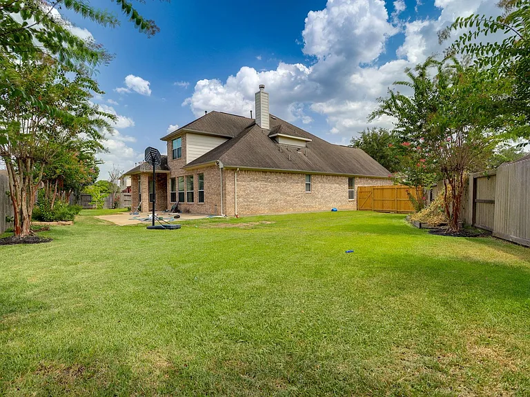 6703 Forsythe Ln — Photo 38