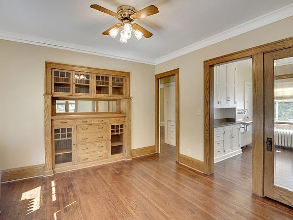 5th image of 1817 Stanford Ave