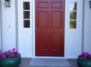 17325 Oak Meadow Ln, Lake Oswego, OR 97034