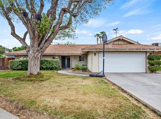 2646 S Fairway Ct, Visalia, CA 93277