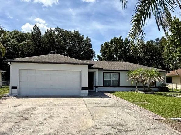 305 Colonade Ct, Kissimmee, FL 34758