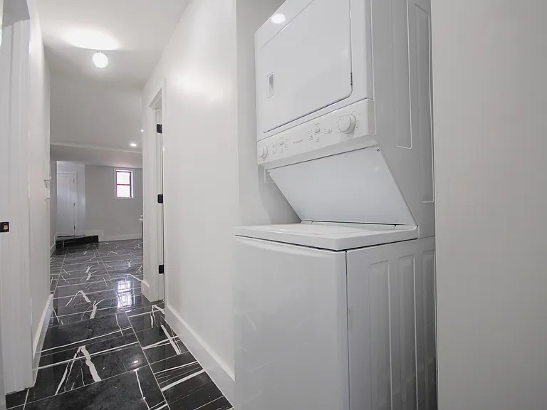 49 E 56th St #1 — Photo 9