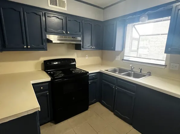 3041 Toulon Dr Unit A, Baton Rouge, LA 70816