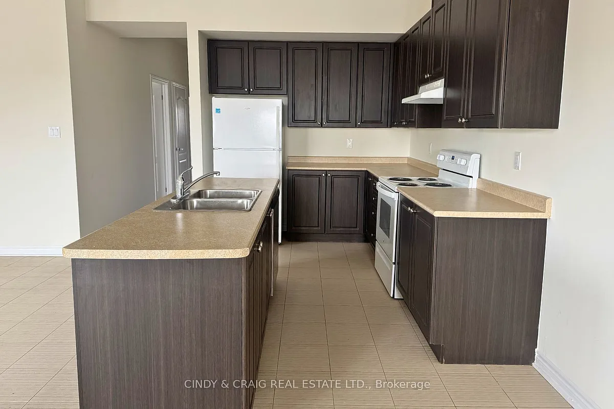 Building Photo - 15 Rosswell Dr #9