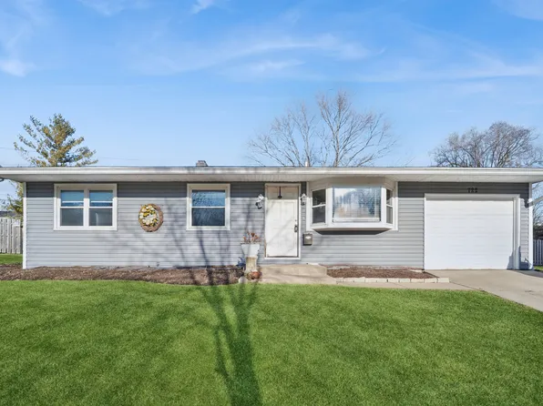 722 S 9th Ave, St Charles, IL 60174