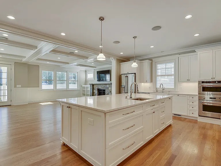 8703 Bradmoor Dr — Photo 21