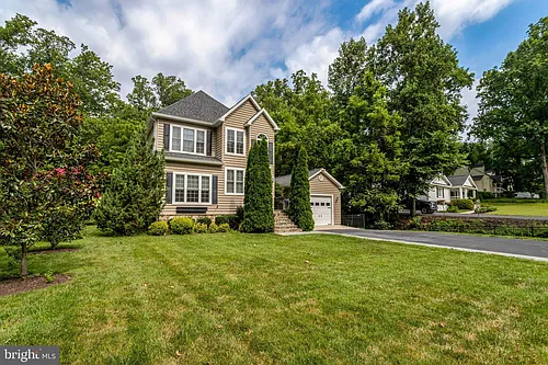 2862 Rosemary Ln Photo 1