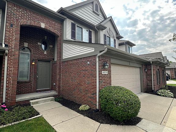 2nd image of 44539 Heather Ln