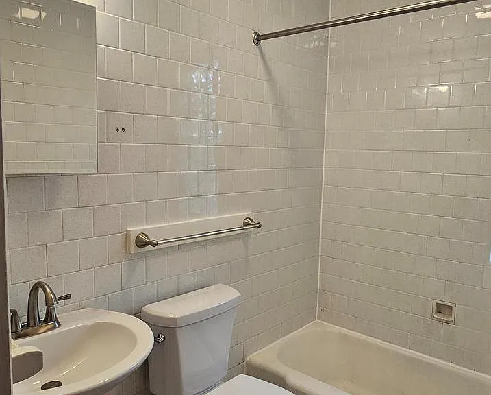 222 E Whitlock Ave — Photo 10
