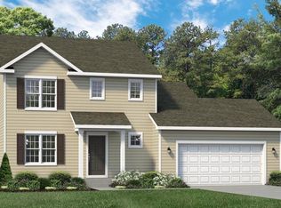 W198N16641 Ridgeway Dr, Jackson, WI 53037