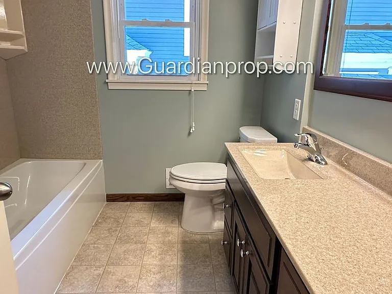 4402 Zenith Ave S — Photo 13