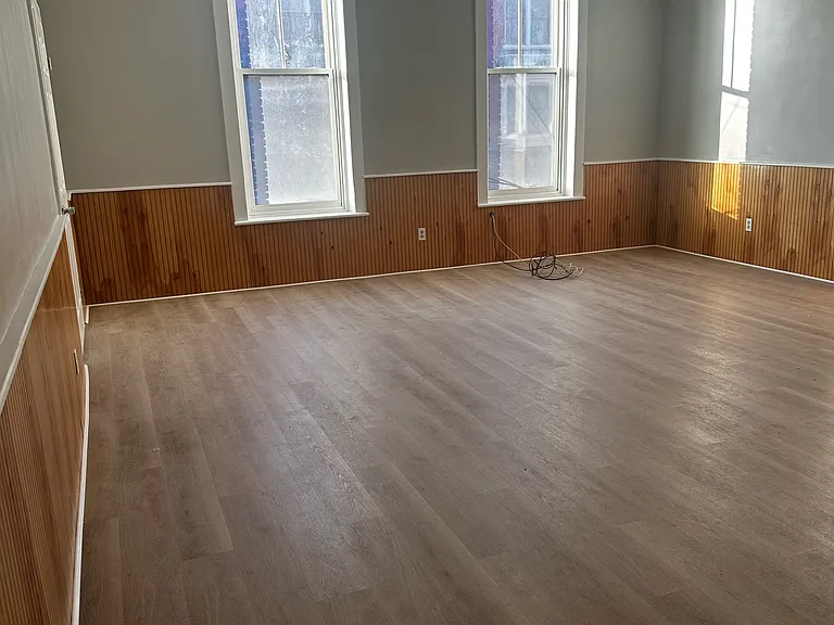 19 W Main St #1 — Photo 1