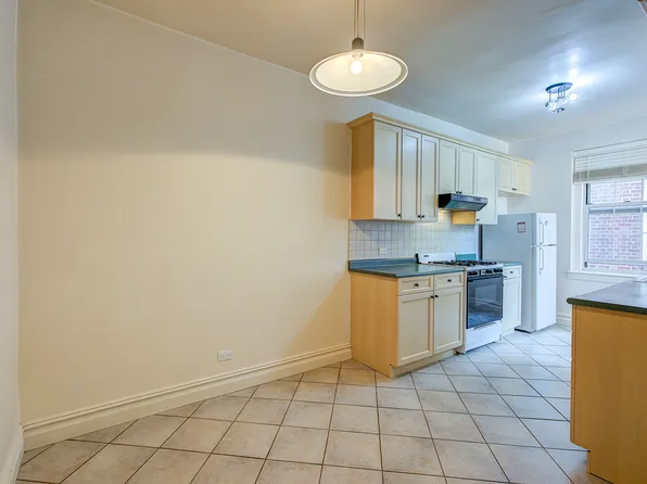 117-01 Park Lane South image 10 of 34