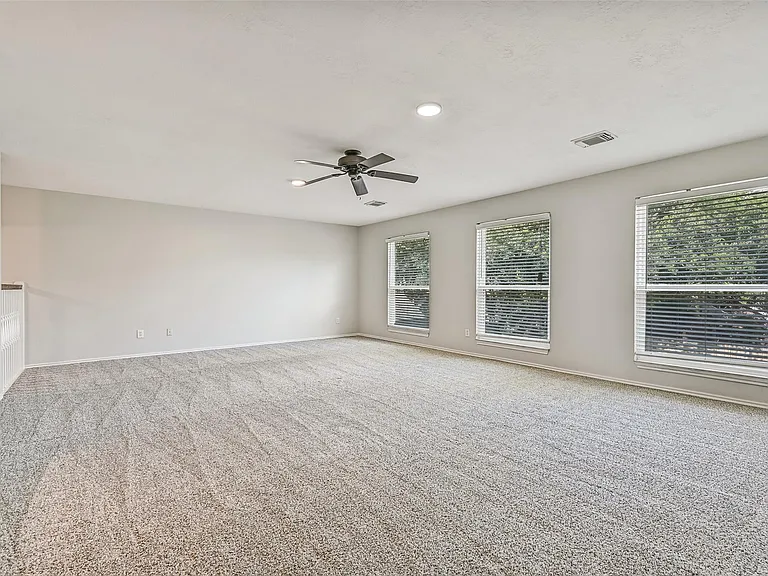 513 Meadow Bend Dr — Photo 24