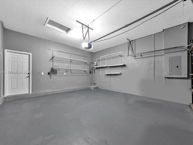 16637 SW 55th Ter — Photo 28