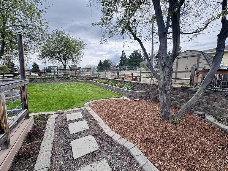 1617 Winne Ave — Photo 32