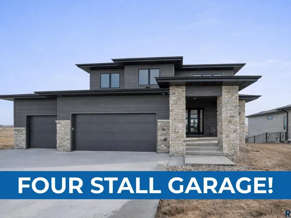 1517 W Autumn Cir, Brandon, SD 57005