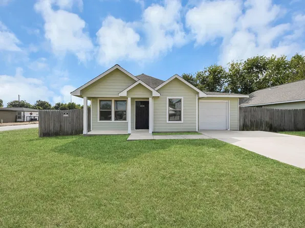 4222 Mallow St, Houston, TX 77051