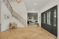 photo property thumbnail
