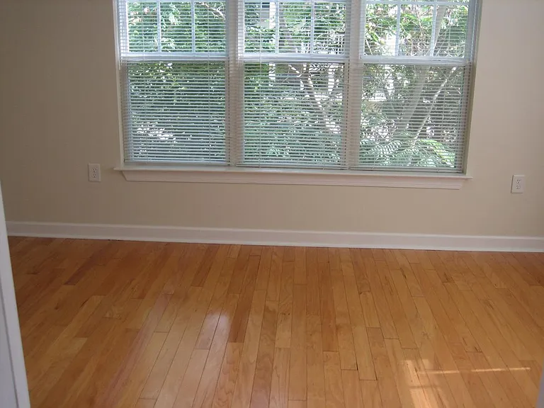 929 Morreene Rd — Photo 10