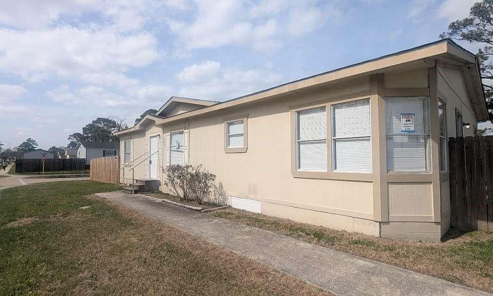 1st image of 12003 Greensbrook Forest Dr