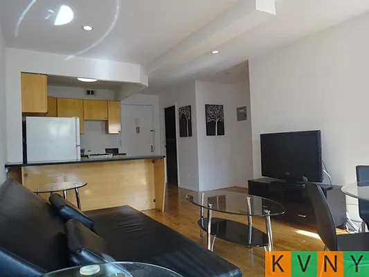 Rented by KVNY Soho | media 59