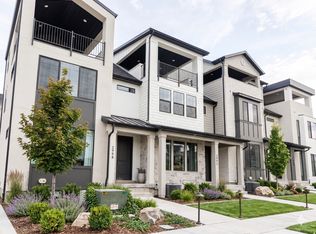 2986 W Windscape Dr #8, Alpine, UT 84004